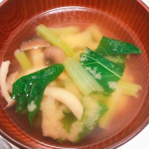 ♥　小松菜＆エノキ＆三つ葉＆椎茸のお味噌汁　♥